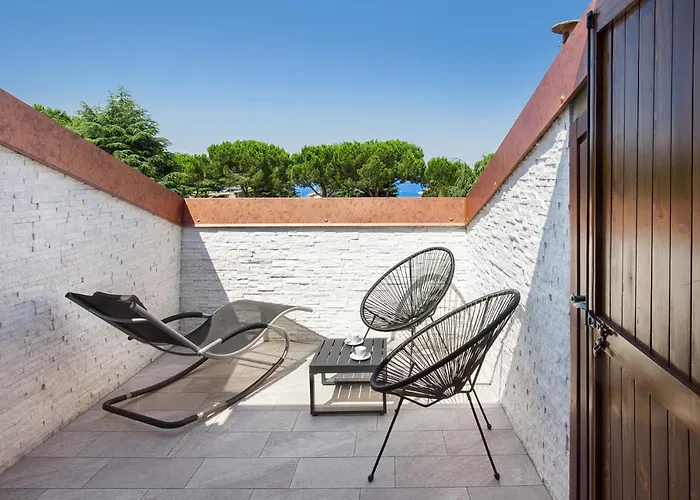 Luxury Penthouse/pool/50m To Lägenhet *